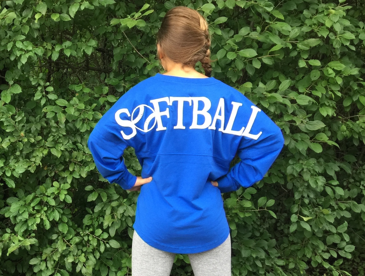 girls_athletic-sport-softball-jersey-throwlikeagirl_hoodies-2016